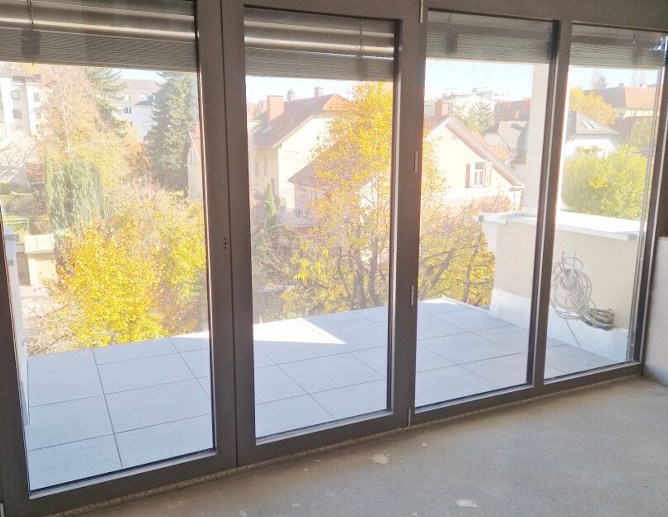 ERSTBEZUG - neue großzügige Wohnung in einem charmantem Altbau (Mietbeginn 01.01.2026)