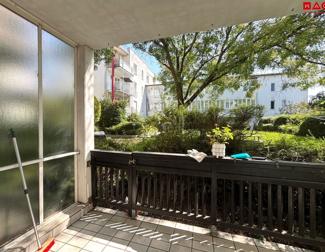 Traumhaftes, fast schon ländliches Wohnen in herrlicher Ruhelage! Großzügige und moderne 2-Zimmer-Wohnung!