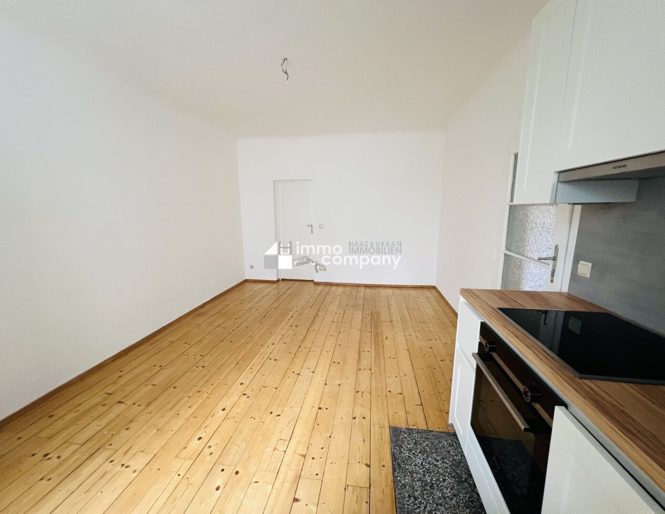Neue schöne Wohnung mit herrlicher Aussicht! 8. Bezirk. U6 und U2!
