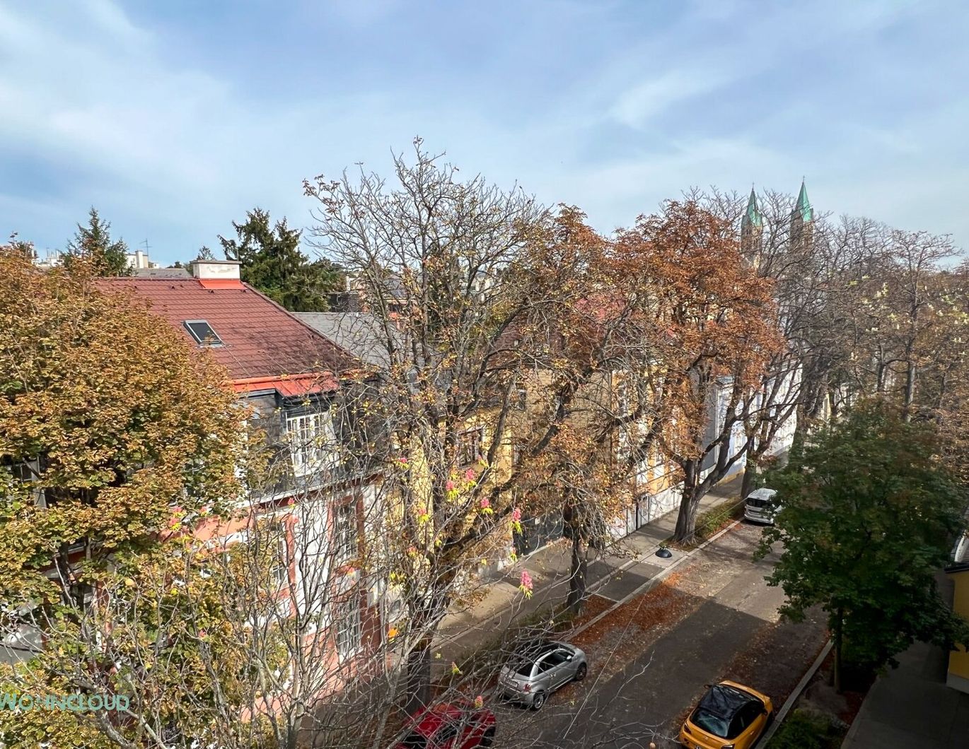 KLEIN UND SMART - DORT WO DIE TRAUBEN HÄNGEN