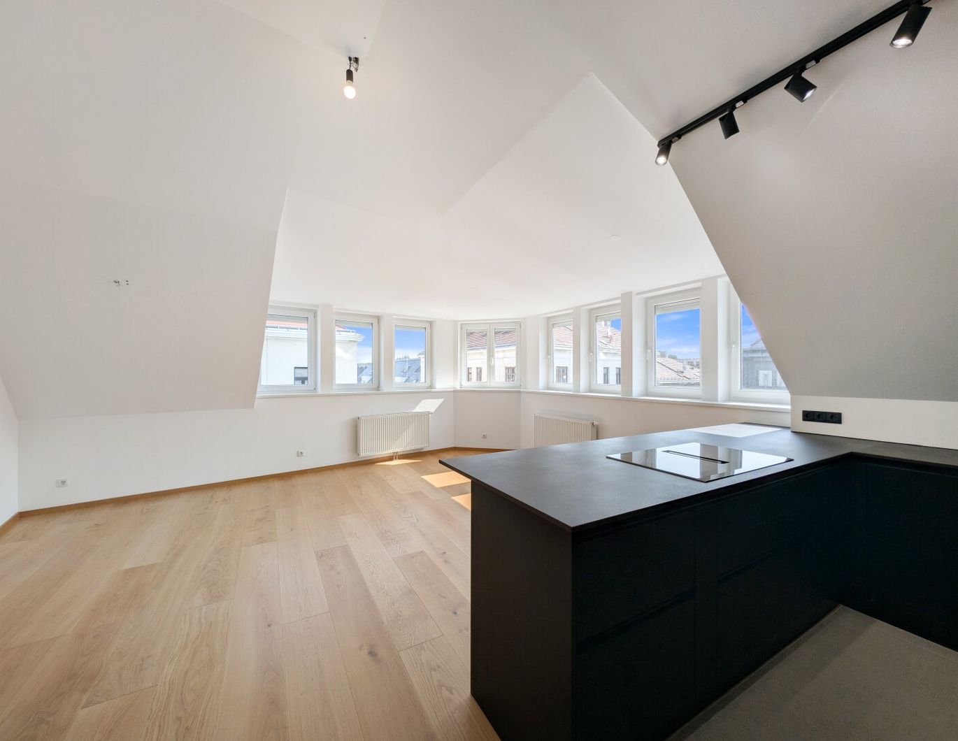 ++NEU++ Fantastische 3-Zimmer Dachgeschosswohnung mit großer Dachterrasse!