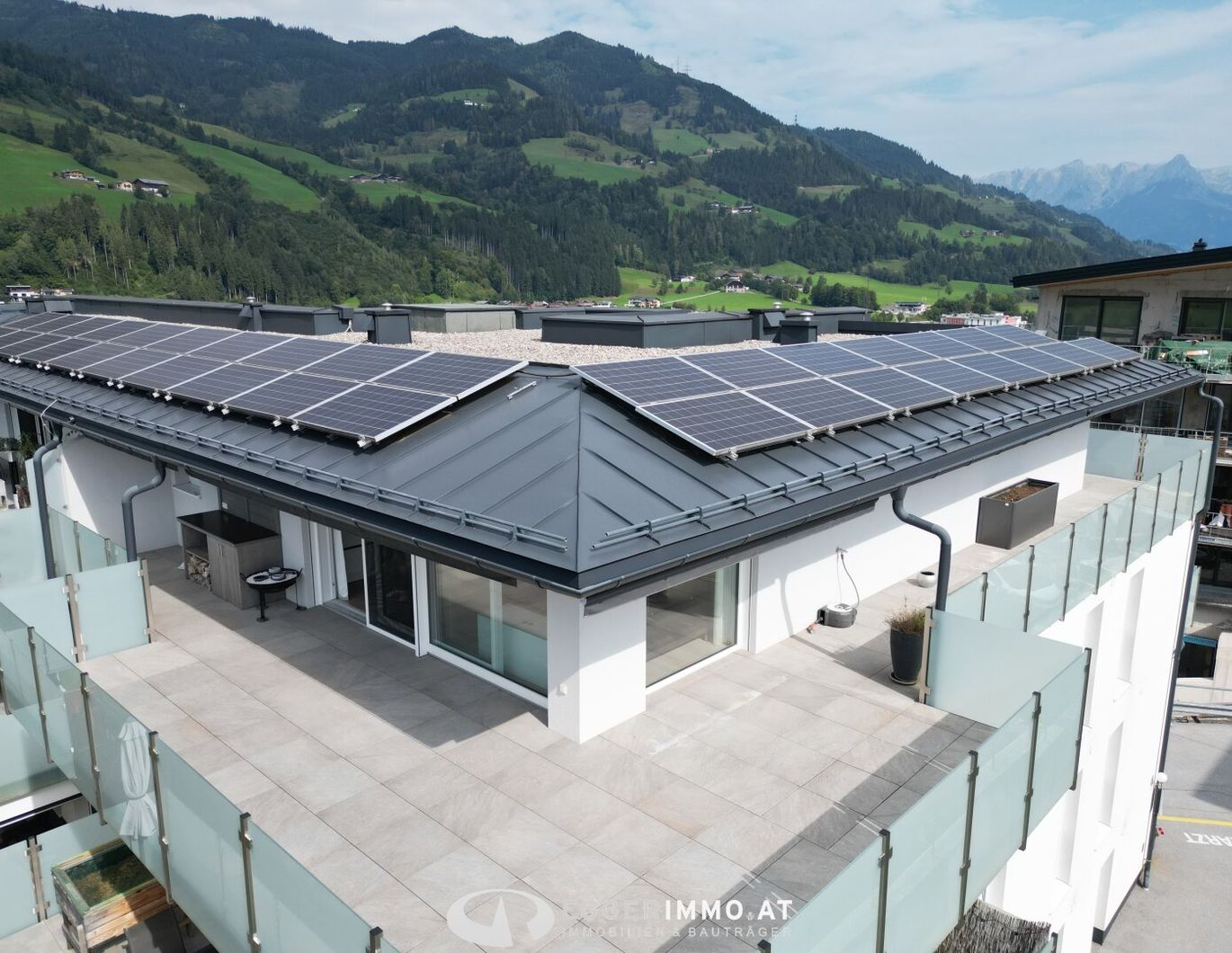 Wo Berge flüstern und die Stadt pulsiert - Stilvoll wohnen in zentraler- u. ruhiger Lage im Herzen von St. Johann/ Pg.