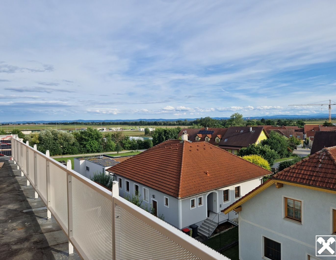 TERRASSEN - FAMILIENWOHNUNG SAMT AUS- UND FERNBLICK - PROVISIONSFREI