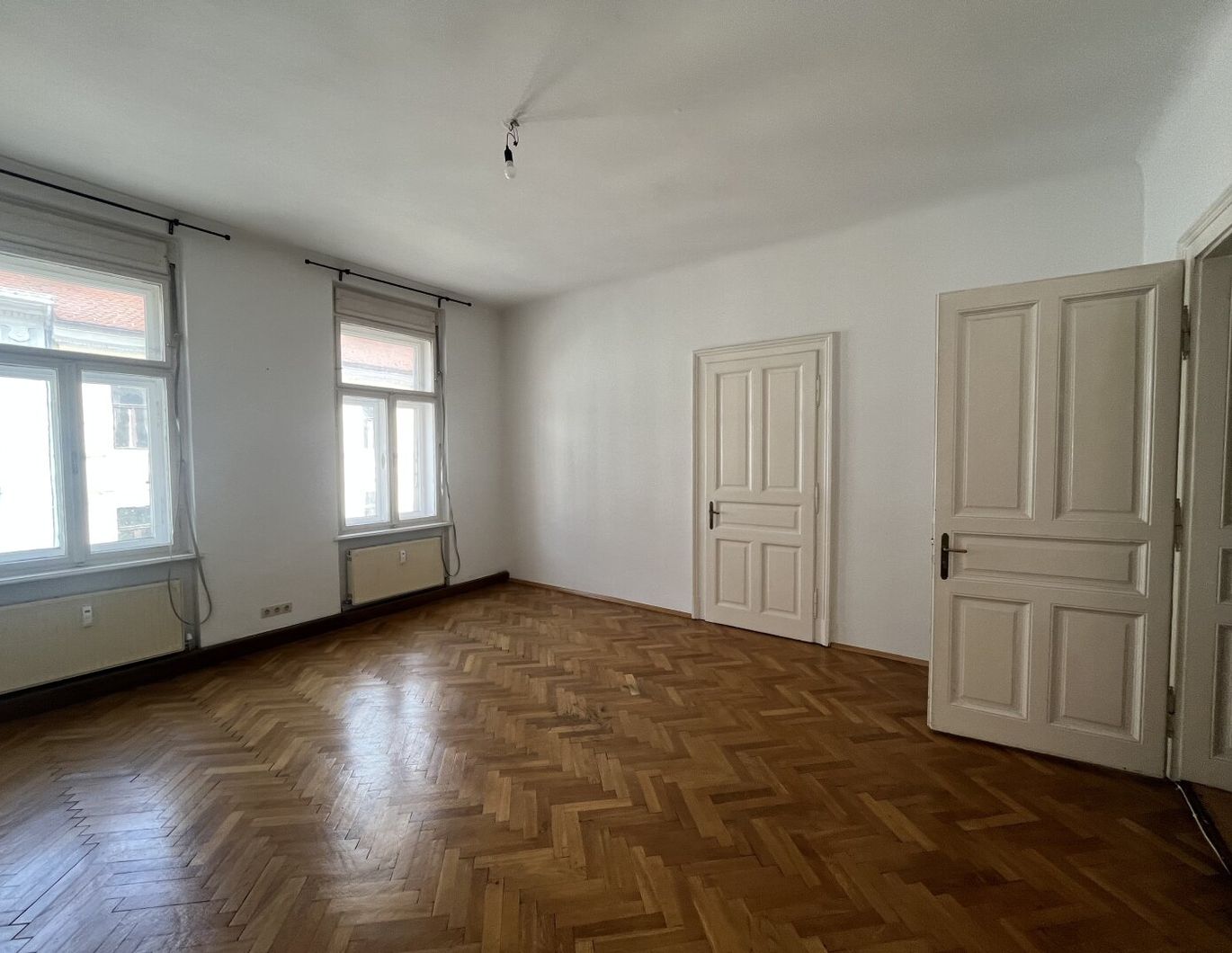 Altbauwohnung - 3-Zimmer-Wohnung mit einem idealen Grundriss in bester Innenstadtlage direkt bei der TU Graz - WG-geeignet