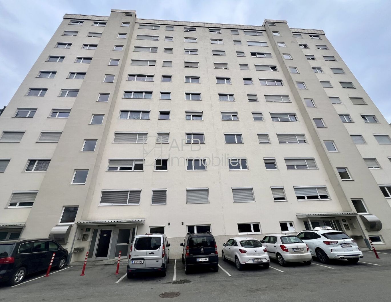 Helle 3-Zimmer-Wohnung mit Loggia in Jakomini - Ihr neues Zuhause in der 9. Etage!