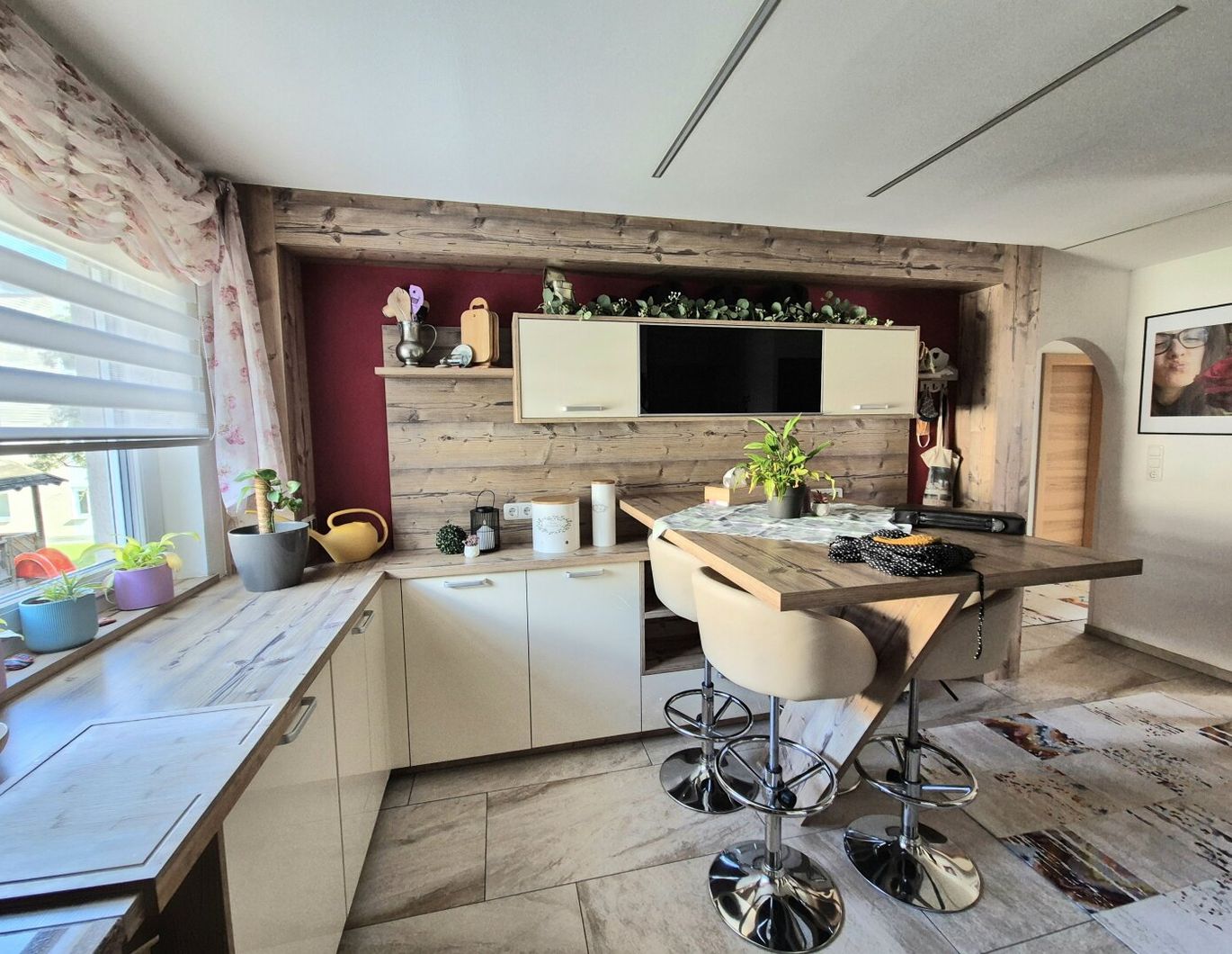 Traumhafte, vollsanierte 3-Zimmer-Wohnung in Jenbach - Balkon & Garage inklusive!