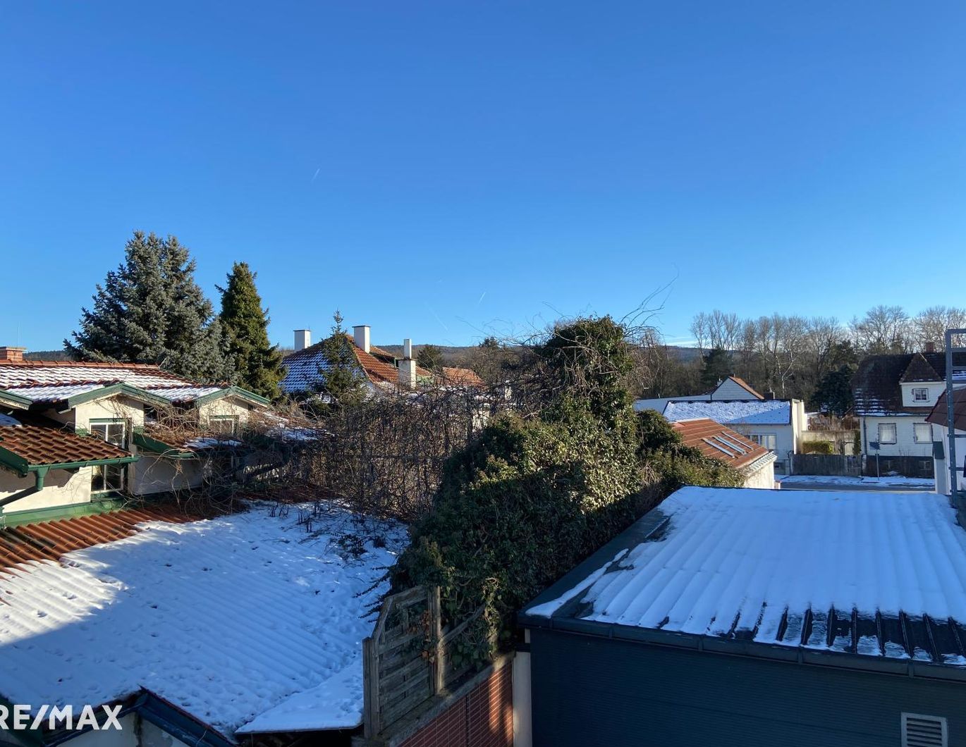 Erstklassige 3-Zimmer-Genossenschaftswohnung mit Tiefgarage in Ruhelage!