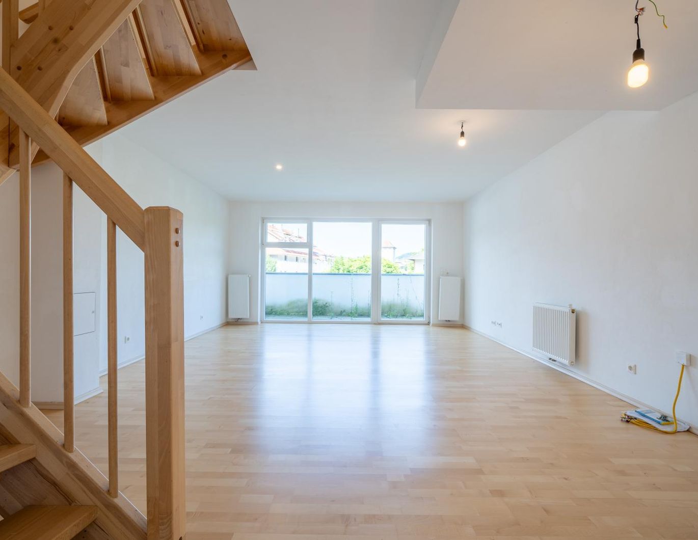 4-Zimmer- Maisonette mit Balkon! Besichtigung SOFORT möglich!