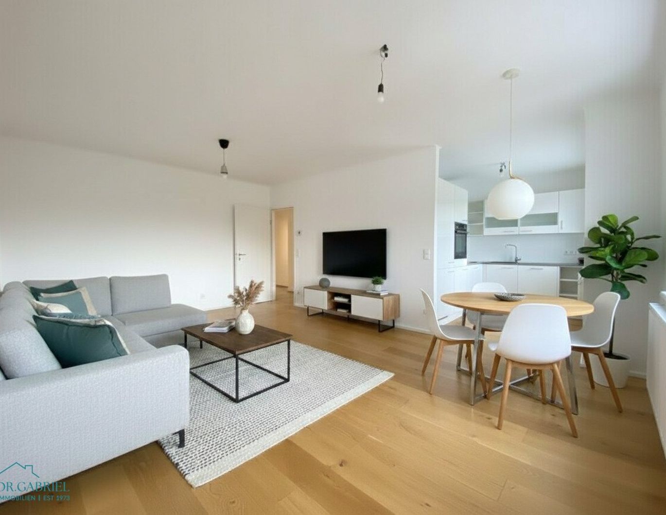 HELLE MIETWOHNUNG MIT LOGGIEN - NÄHE ALOIS-DRASCHE-PARK / HBF