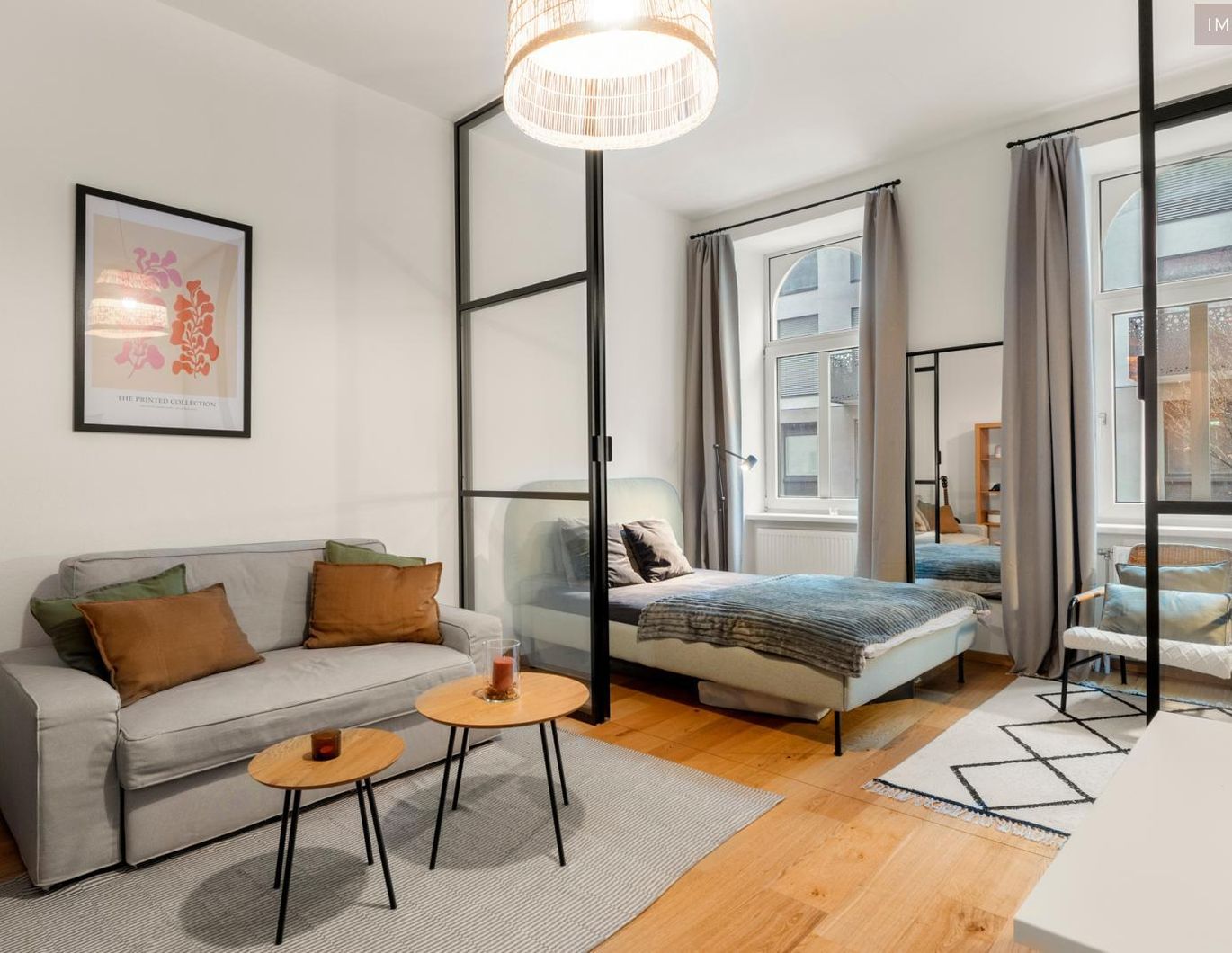 Neujahrs - Deal! Trendige und möblierte Citywohnung in Toplage im 5. Bezirk.