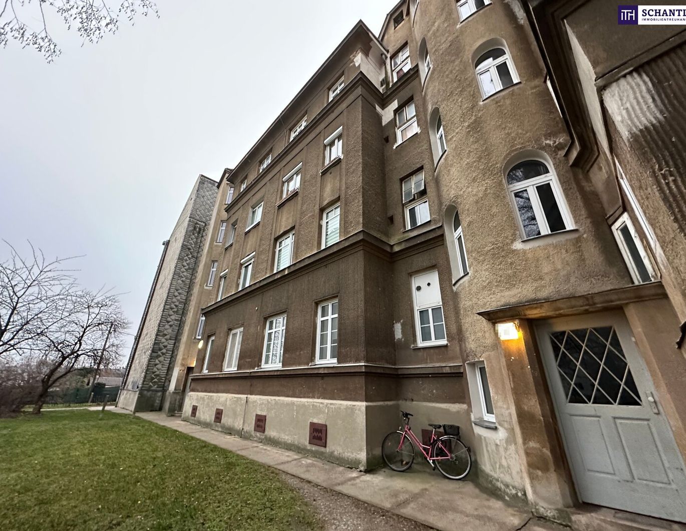 INVESTOREN AUFGEPASST! ANLEGERWOHNUNG IN 1110 WIEN! Sicheres Einkommen und historisches Flair: Vermietete Wohnung in 1110 Wien - Altbauqualität!