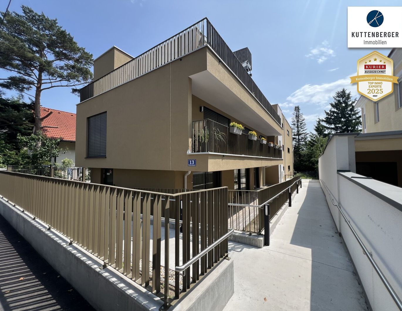 !!NEUBAU-DESIGNER-GARTENWOHNUNG - Alle drei Zimmer haben eigenen Ausgang zu Terrasse/Garten!!