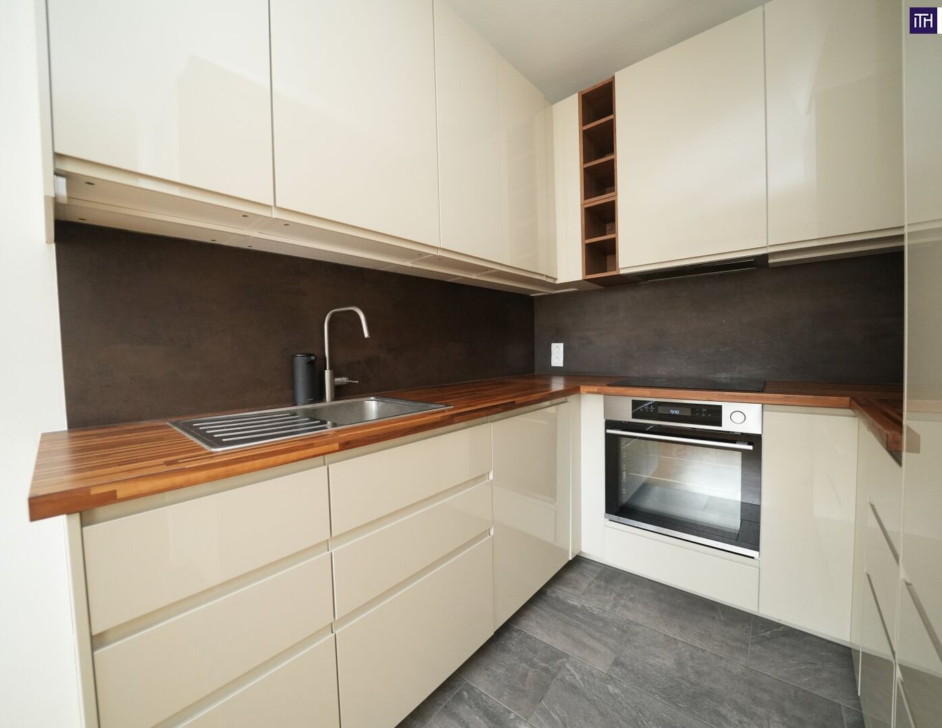 WUNDERSCHÖNE 3 ZIMMERWOHNUNG IN ST. LEONHARD! Ein absoluter Wohn-Traum in der besten Lage! 5 Minuten zu Fuß in die Innenstadt - JETZT BESICHTIGEN!