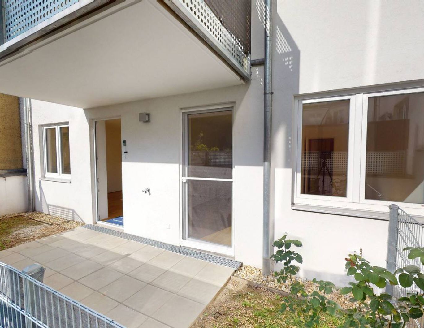 Ruhiges Wohnglück: 3-Zimmer-Neubau mit Garten zur Hofseite