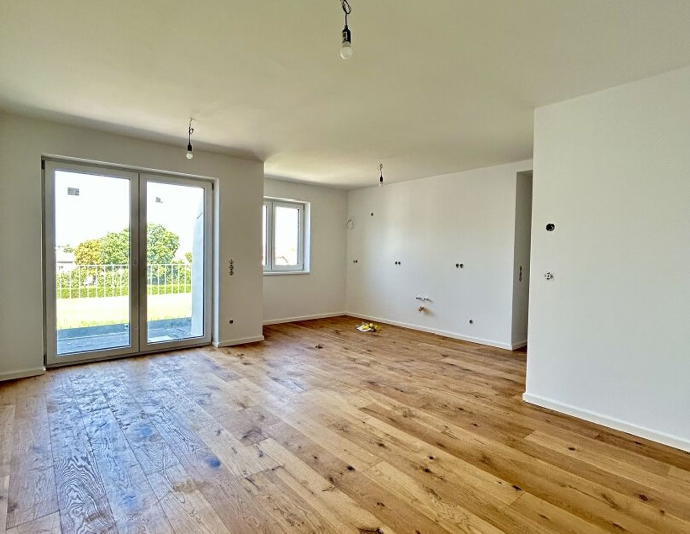 Modernes Wohnen in Mannswörth - Erstbezug mit Balkon und hochwertiger Ausstattung