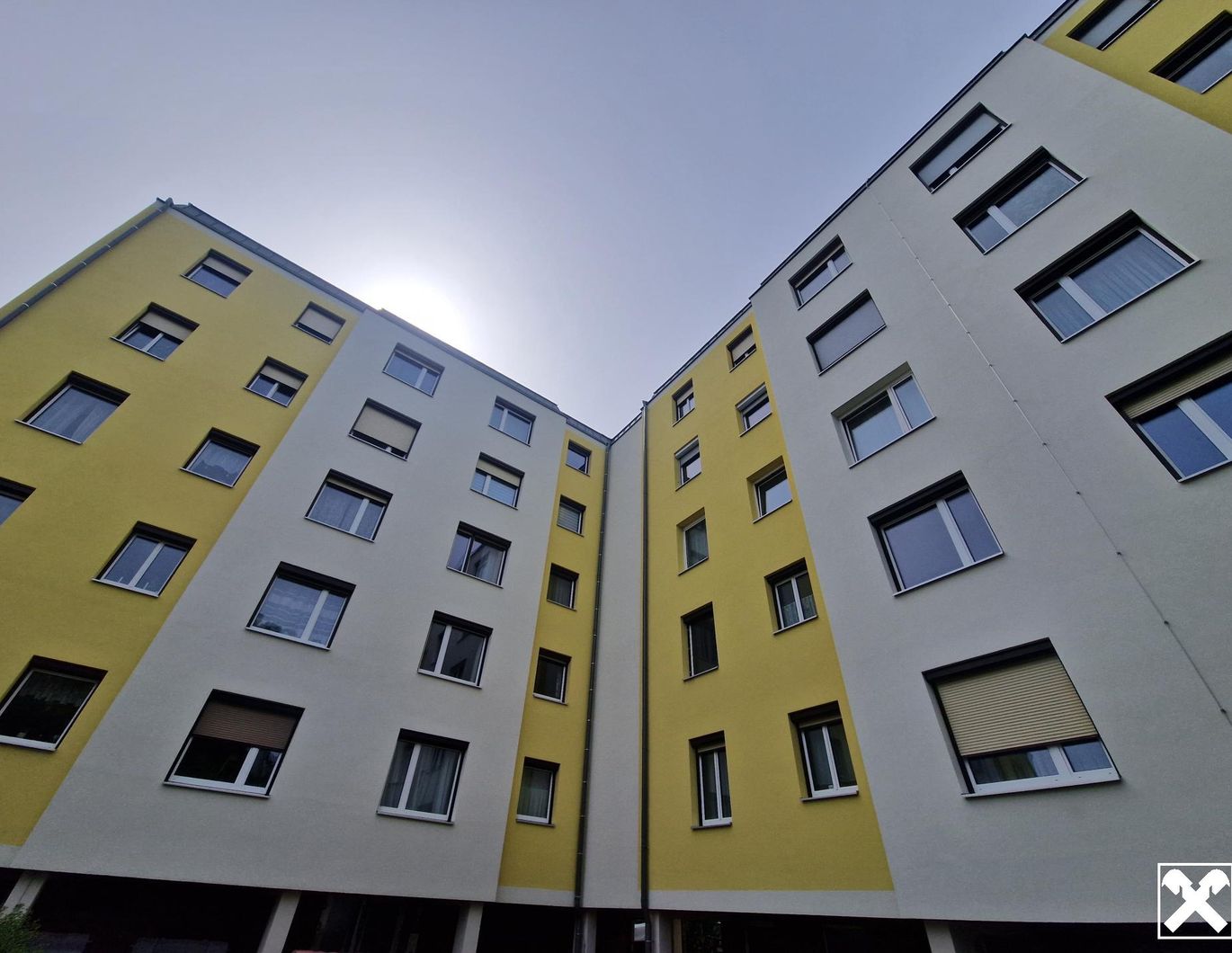 SELTENE GELEGENHEIT AUF EINE EIGENTUMSWOHNUNG MIT 2 LOGGIEN IN RUHIGER WOHNLAGE IM HERZEN VON LANGENZERSDORF