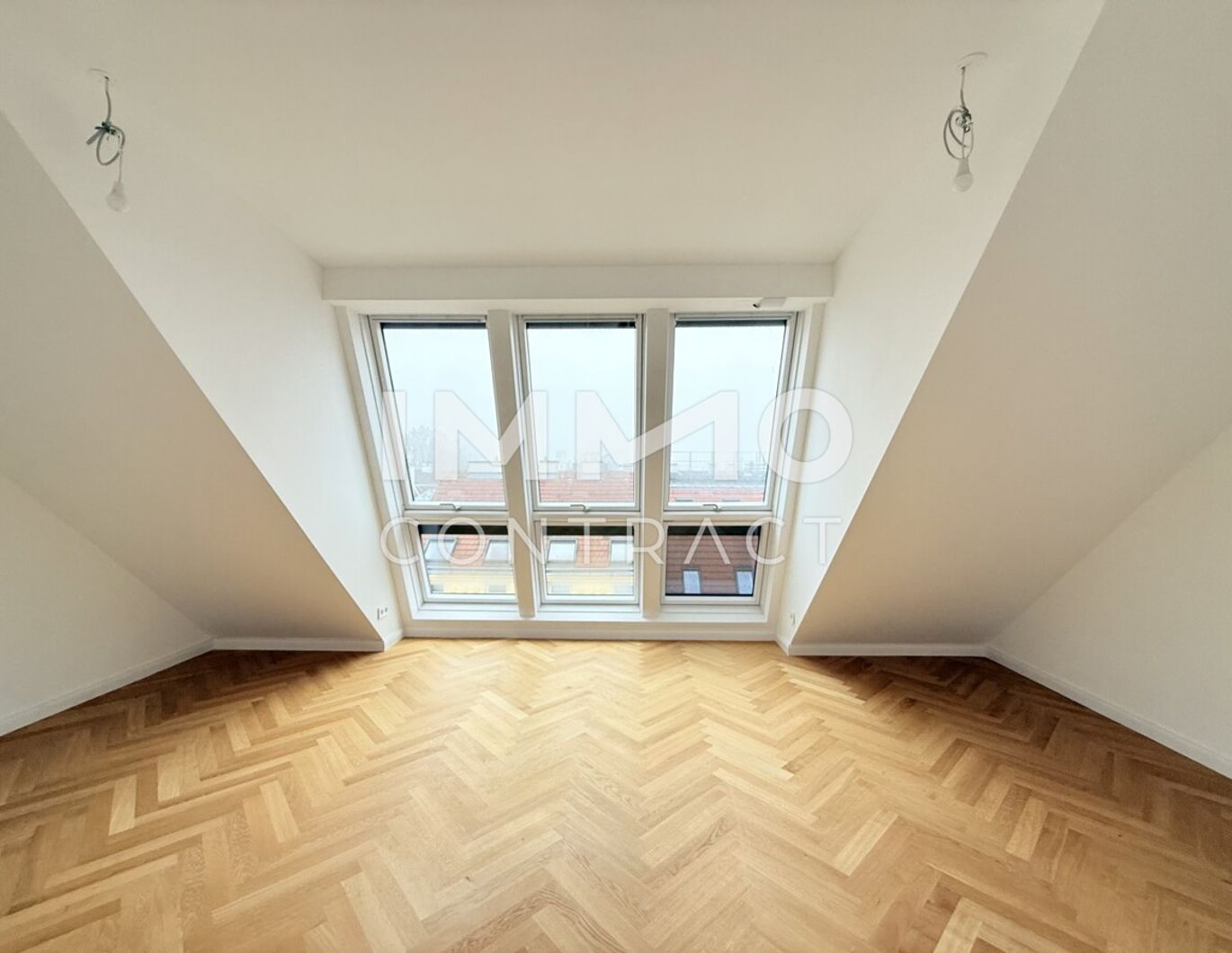 Helle Dachgeschoss-Maisonette- 3 Zimmer