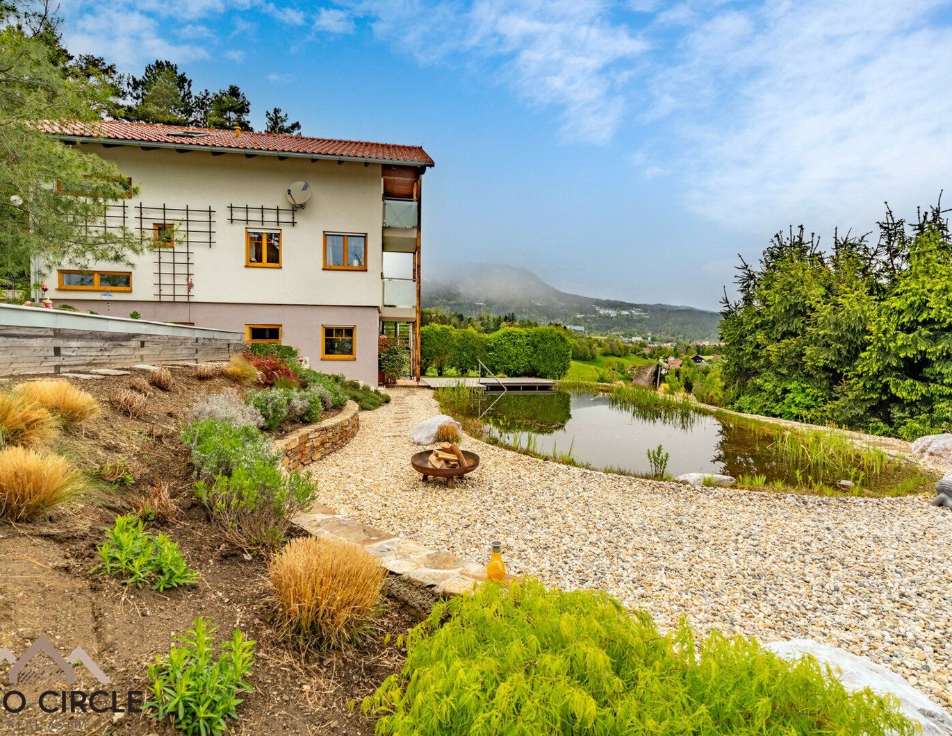++SCHÖCKL-BLICK++Einfamilienhaus mit privatem Schwimmteich, nahe Sankt Radegund