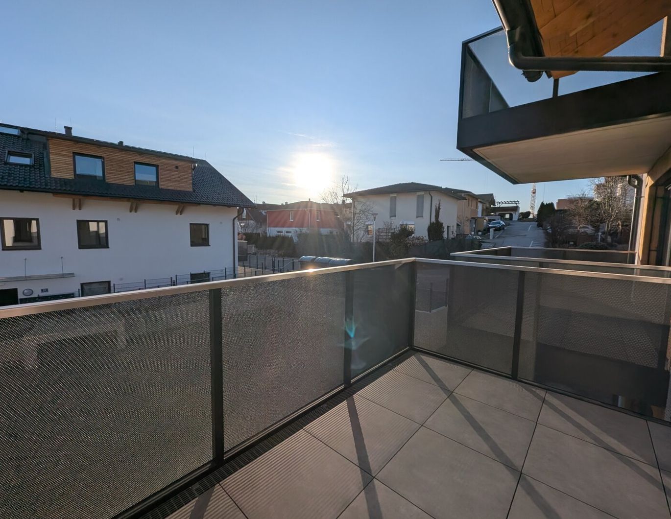Bezugsfertig - gemütliche 2 Zimmer Erstbezugs-Wohnung mit Balkon im Ortszentrum Hallwang!