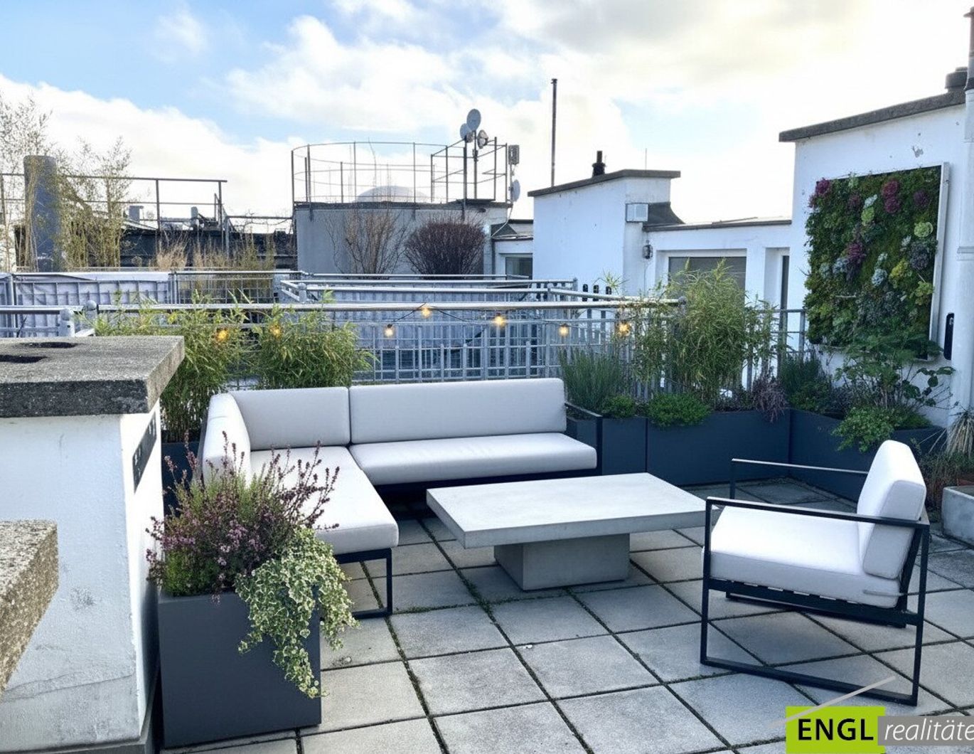 Beste Adresse! Helle Maisonette Wohnung mit Balkon, Wintergarten und Terrasse mit Blick zum Stephansdom