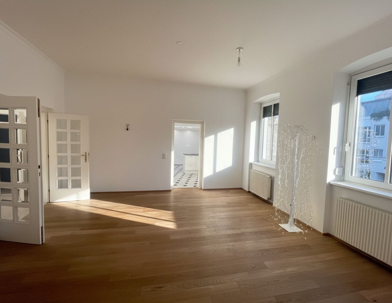 ELEGANTES FLAIRE mit modernem Wohnkomfort für Menschen, die Großzügigkeit und Lebensqualität suchen