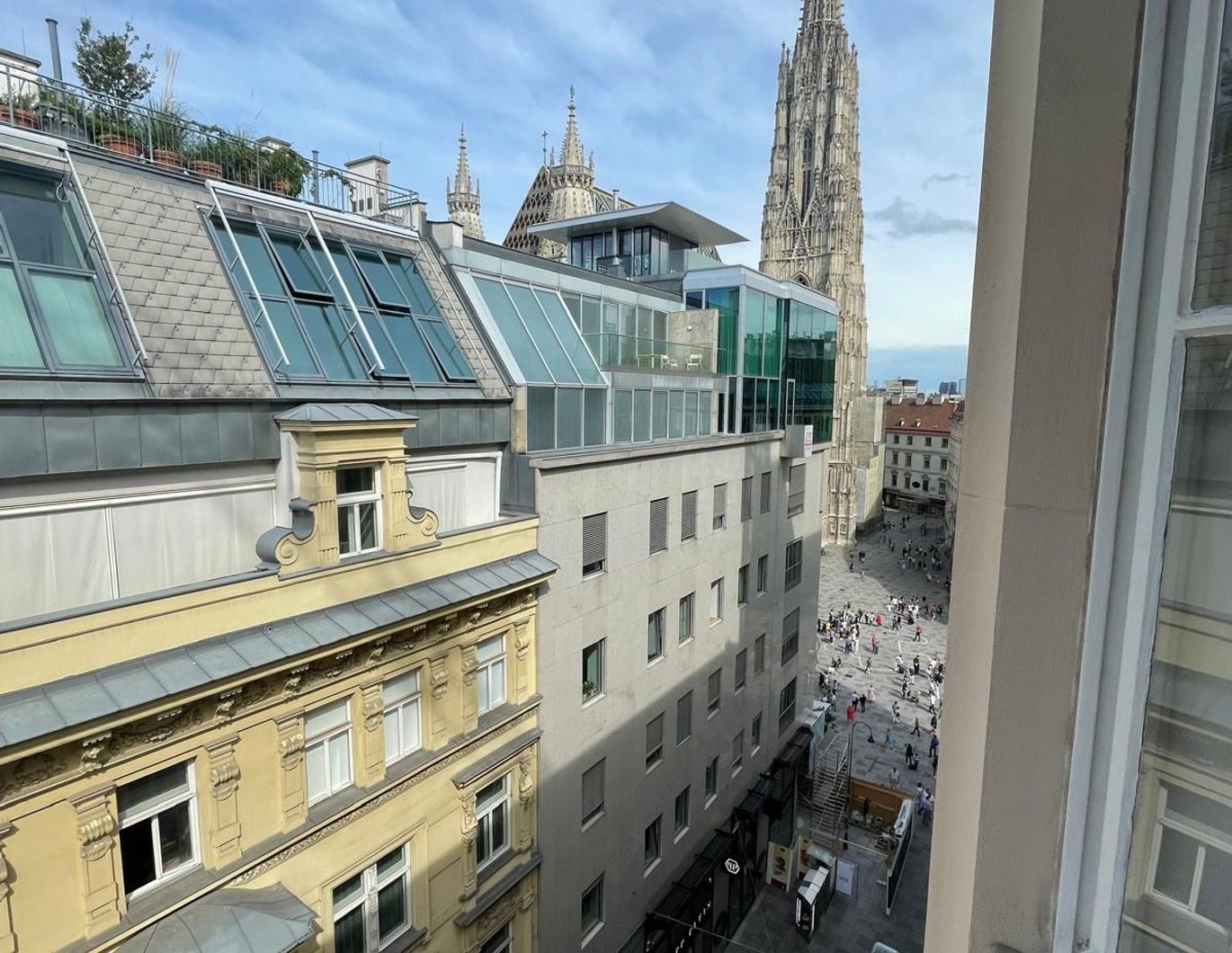 Wohnen & Arbeiten über den Dächern Wiens - 3 Zimmer beim Stephansplatz