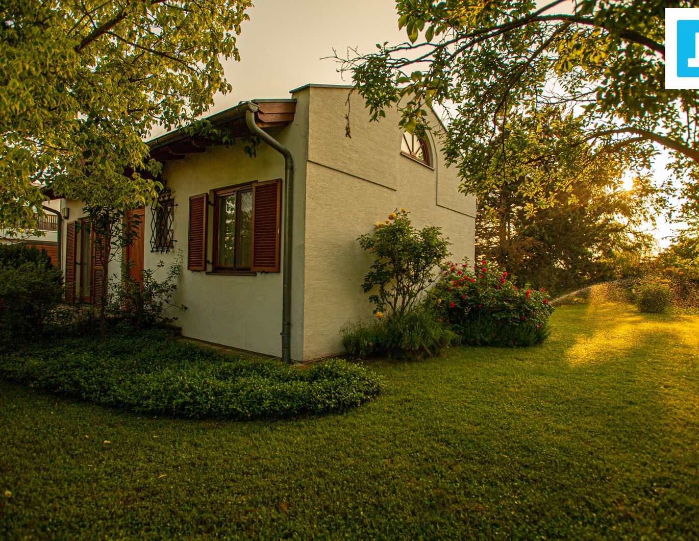 Idyllisches Seegrundstück mit Ferienhaus