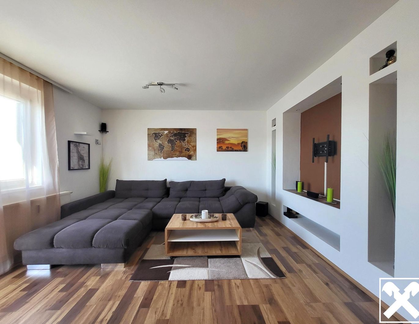 EINZIEHEN UND WOHLFÜHLEN!