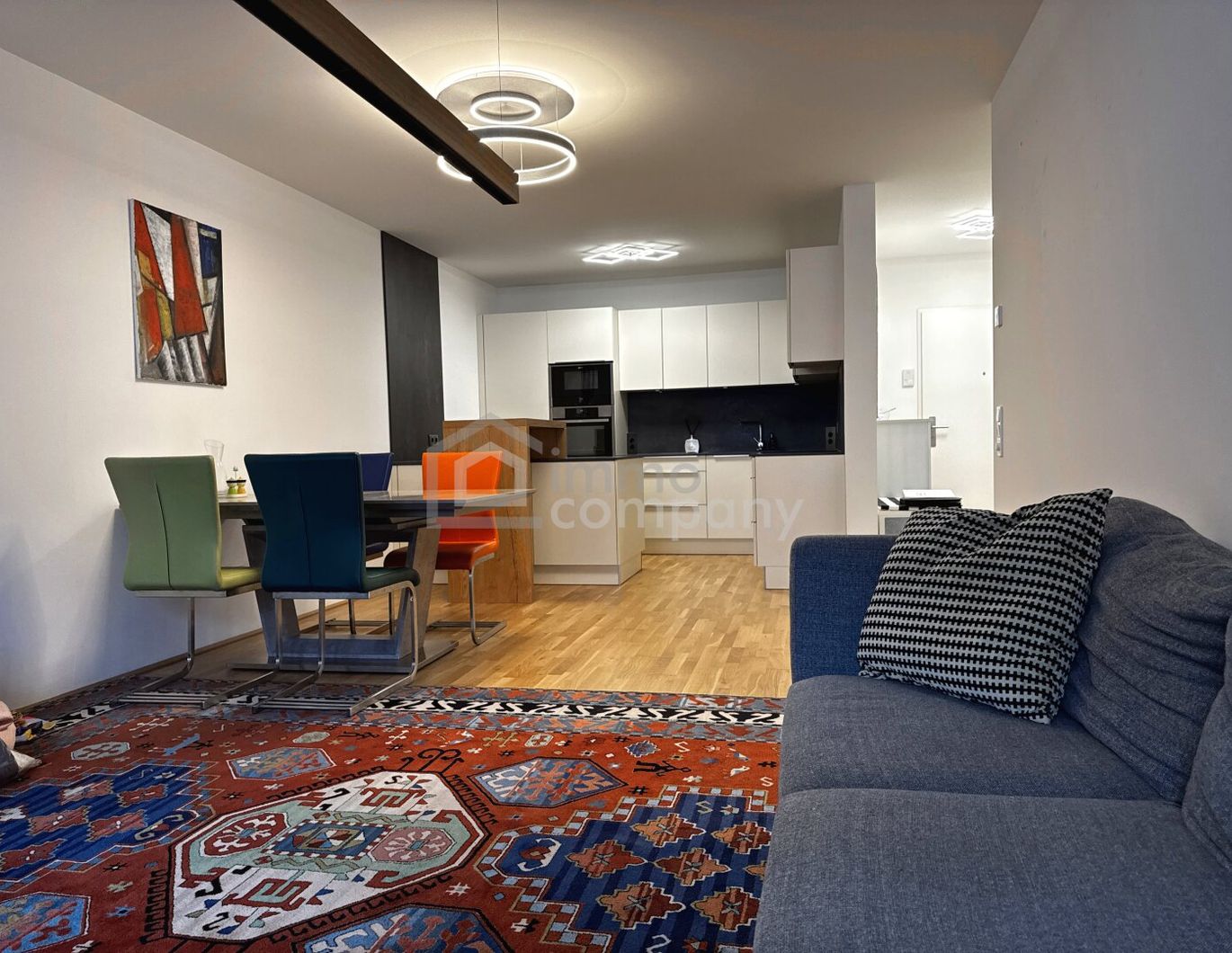 Neubau-3-Zimmer mit 14 m²-Balkon, Tiefgarage & Blick auf den Wienerberg