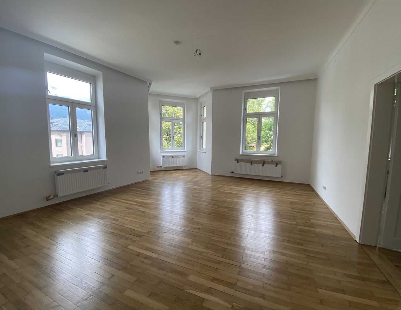 Traumhafte 5-Zimmer-Wohnung in Innsbruck - 2025 generalsaniert, großzügig und modern