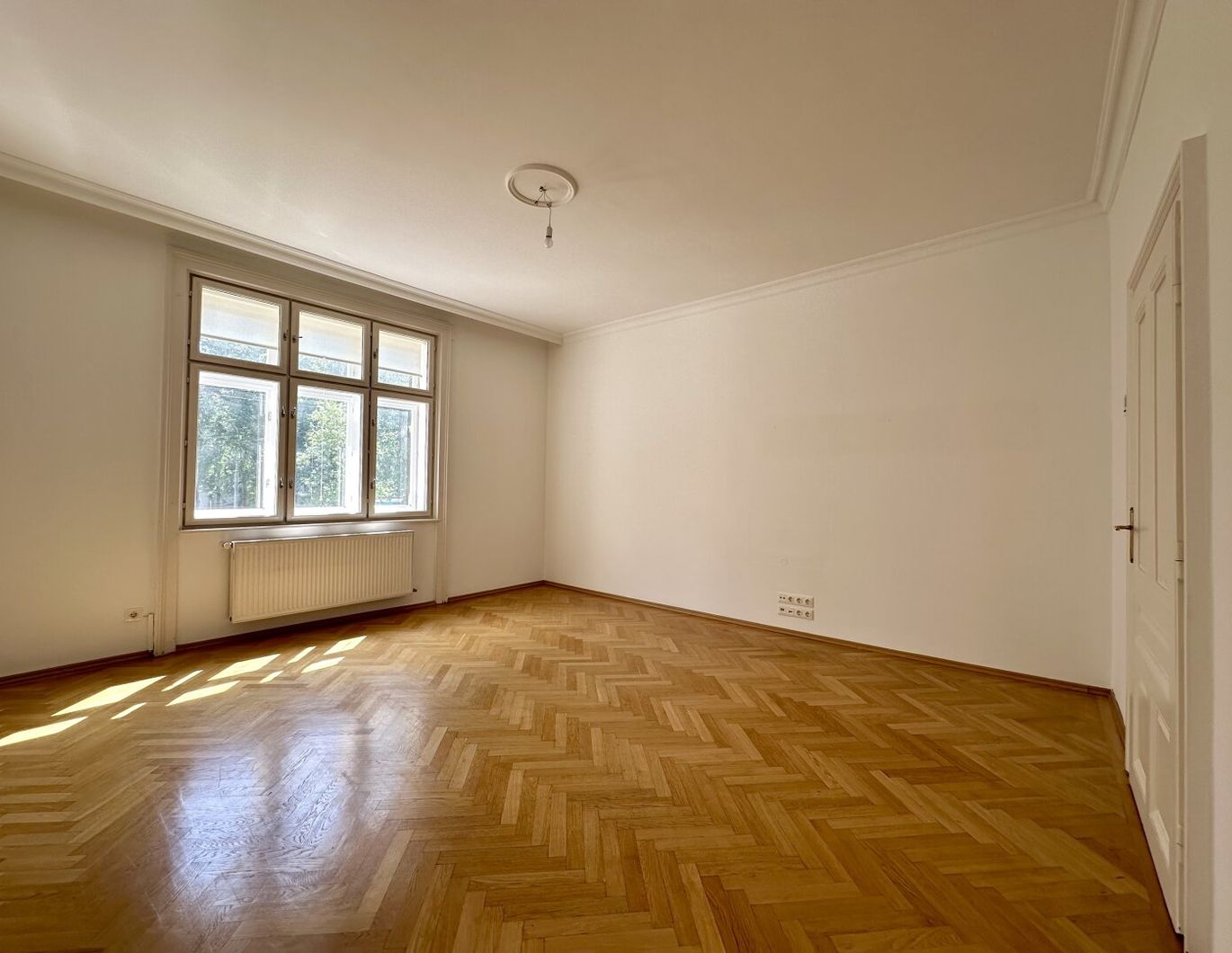 Altbautraum in Döbling - mit modernisierter Küche & Bad