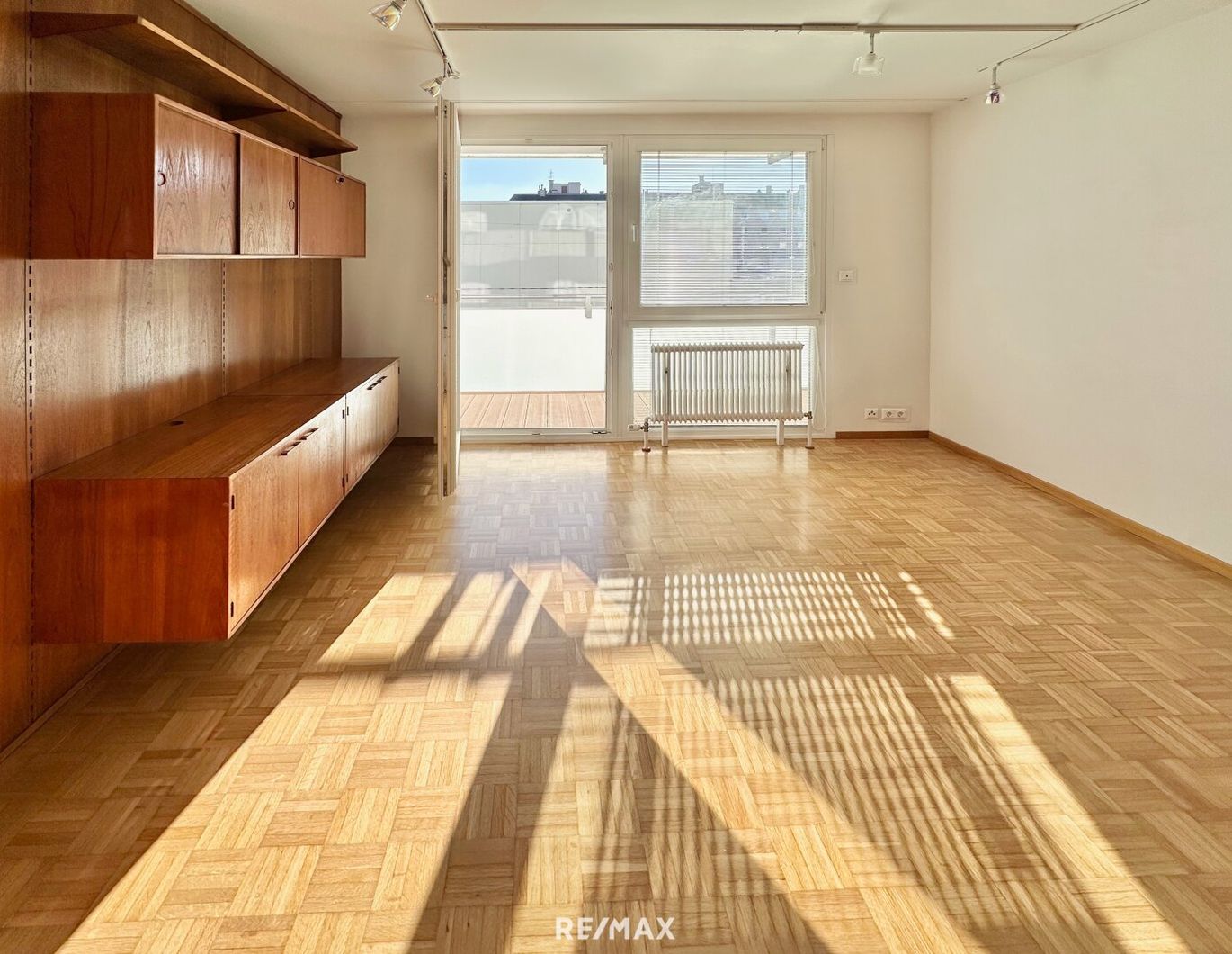 2 Loggien, 3 Zimmer, top Infrastruktur & Zustand