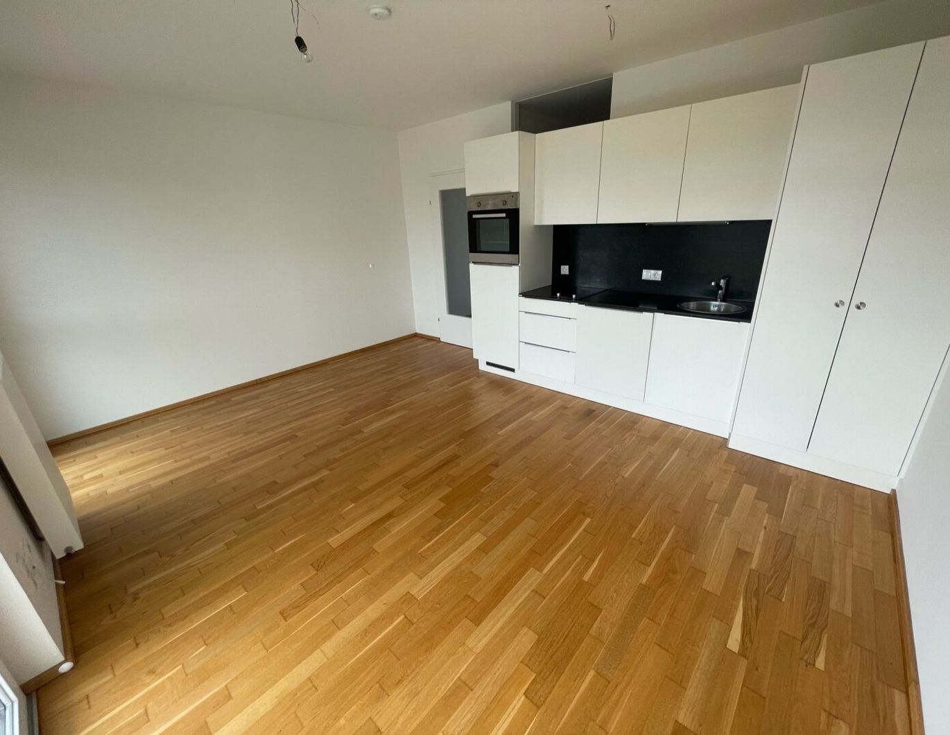 Lichtdurchflutete 2 Zimmerwohnung mit Balkon ...! (Barrierefrei)