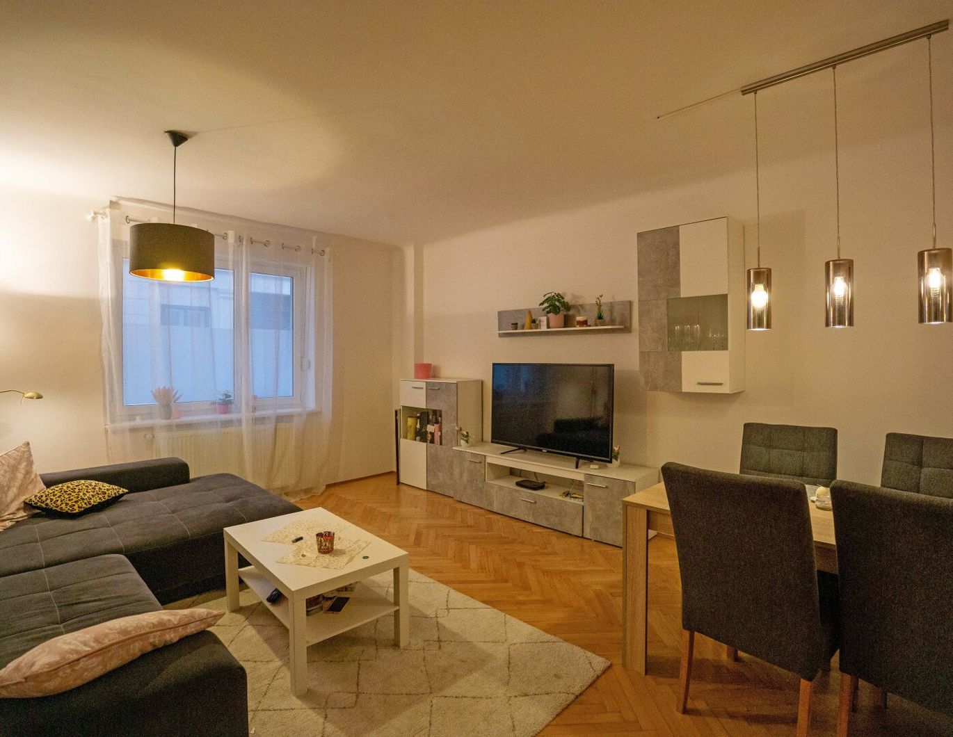 3-Zimmer-Miete in Top-Lage im 13. Bezirk: Beste Infrastruktur, hohe Wohnqualität, ideale Raumaufteilung