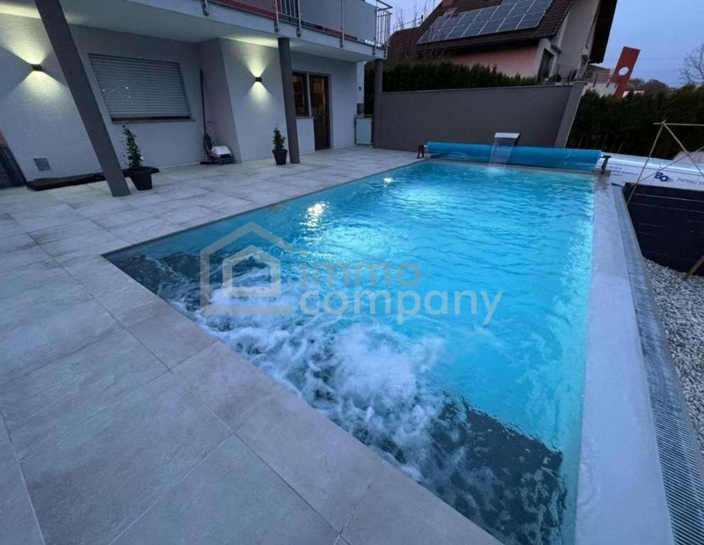 TOP EINFAMILIENHAUS für hohe Ansprüche !! Großer sonniger Garten !!