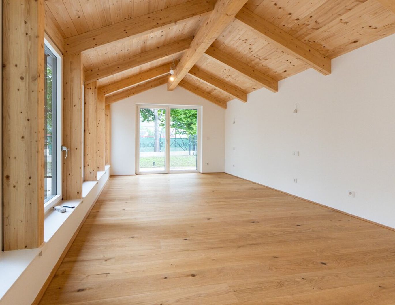 Erstbezug: 2-Zimmer-plus-Homeoffice/Hobbyraum-Gartenwohnung!