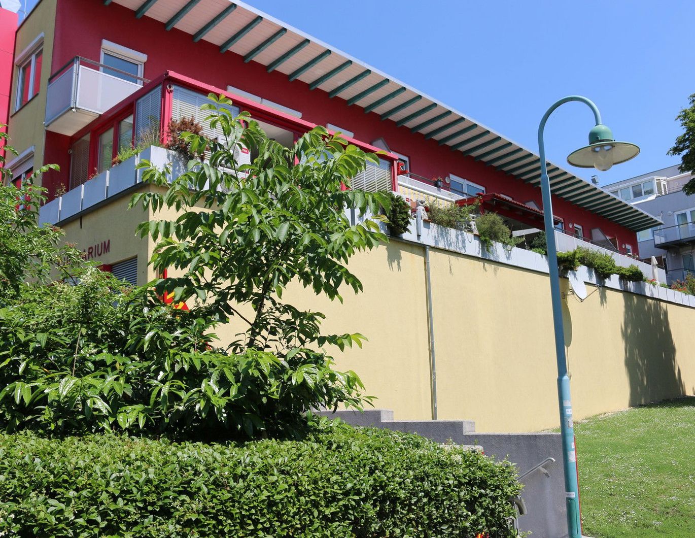 TRAUMWOHNUNG mit 50 m2 Terrasse