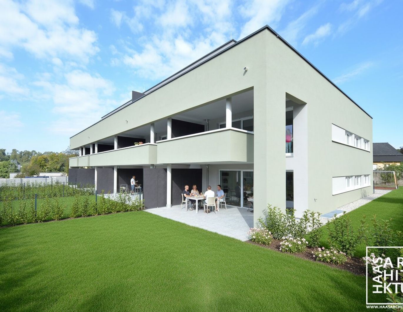 Exklusive Gartenwohnung mit Tiefgarage - Erstbezug