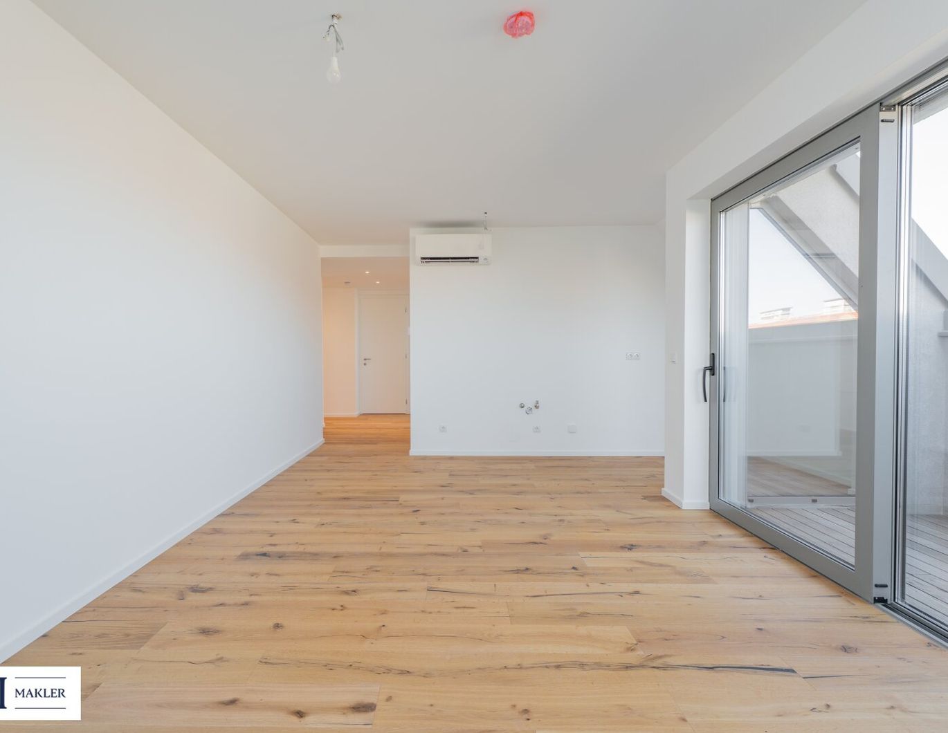Wohnen mit Stil - Dachgeschosscharme trifft moderne Ausstattung