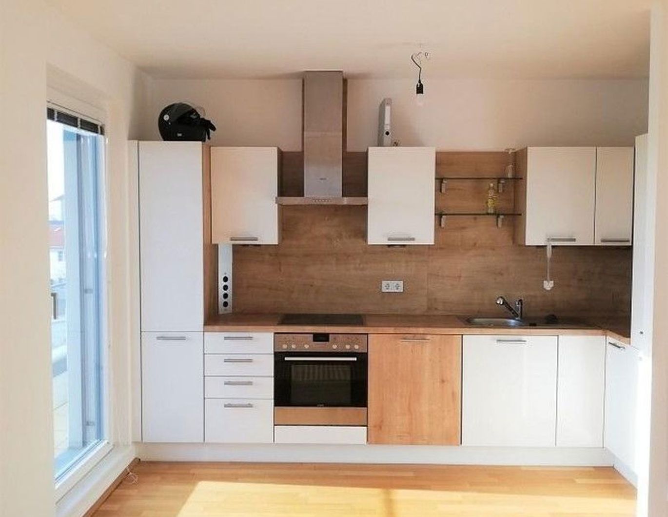 Grünruhelage 5 Min zu U2 & Nähe Donauspital, 2 Zimmer mit Balkon|Loggia