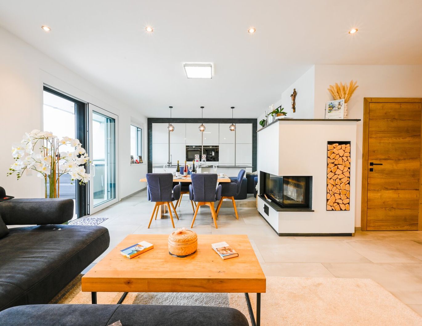 Sehr geschmackvolle und überaus gemütliche 90 m² 3 Zimmer-Penthouse-Wohnung in Mils