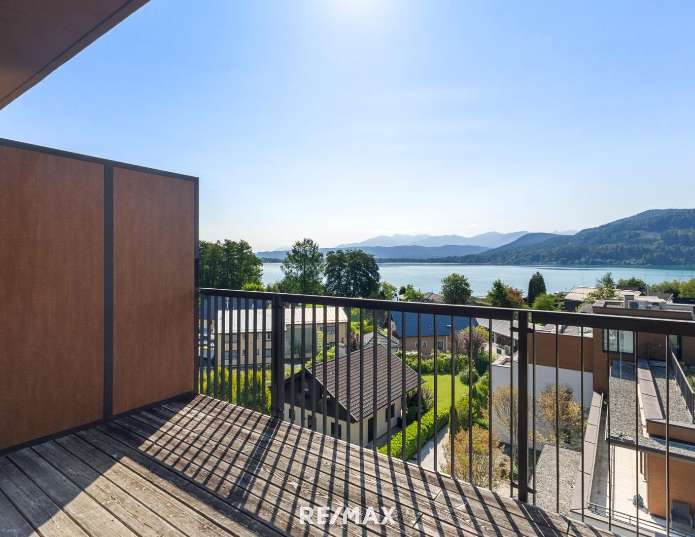 Kurzzeitmiete: Exklusives Appartement mit Terrasse und Seezugang in Krumpendorf