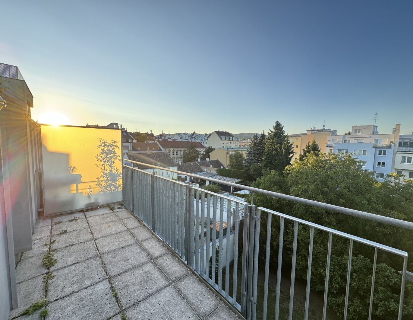 Traumhafte 3-Zimmer-Dachgeschoßwohnung mit Loggia in Döbling!