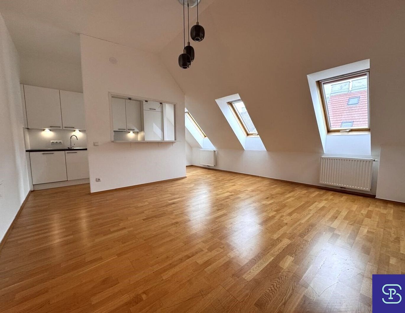 Provisionsfrei: Schöne 57m² DG-Wohnung mit Einbauküche und Lift - 1050 Wien