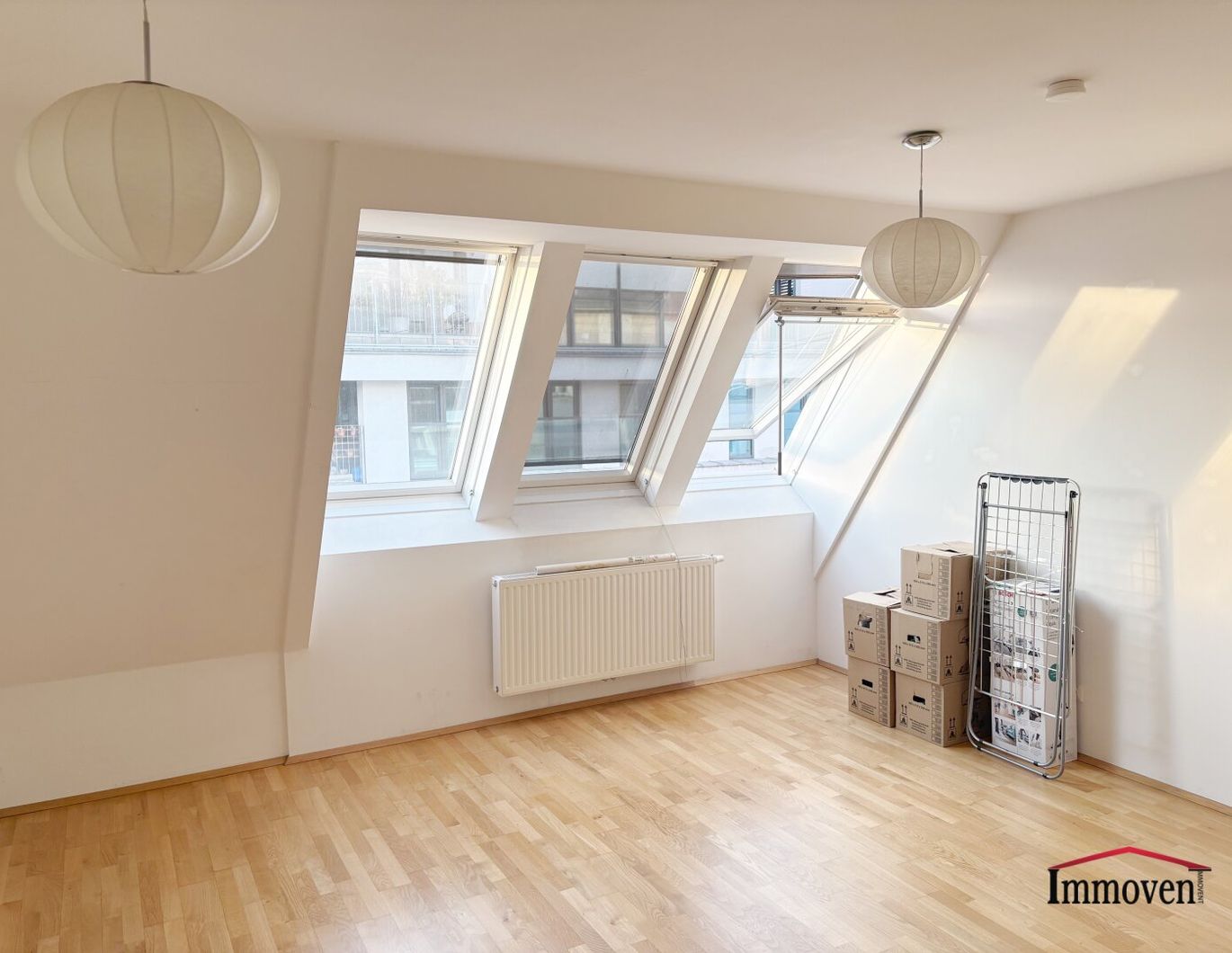 Moderne 2-Zimmerdachgeschosswohnung nahe Mariahilfer Straße (Mietbeginn 01.03.2026)