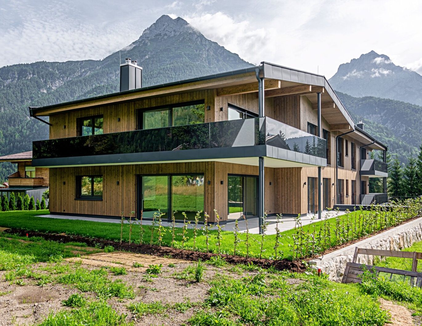 Top 4: Traumhafte 4-Zimmer Wohnung mit Garten - Erstbezug!