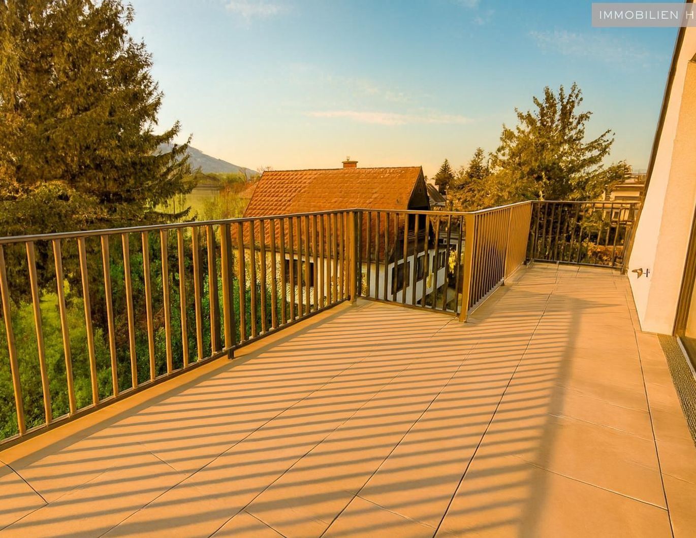 ABENDSONNE und MORGENSONNE!!! Dieser ERSTBEZUG in ruhiger Lage bietet einfach alles!!!