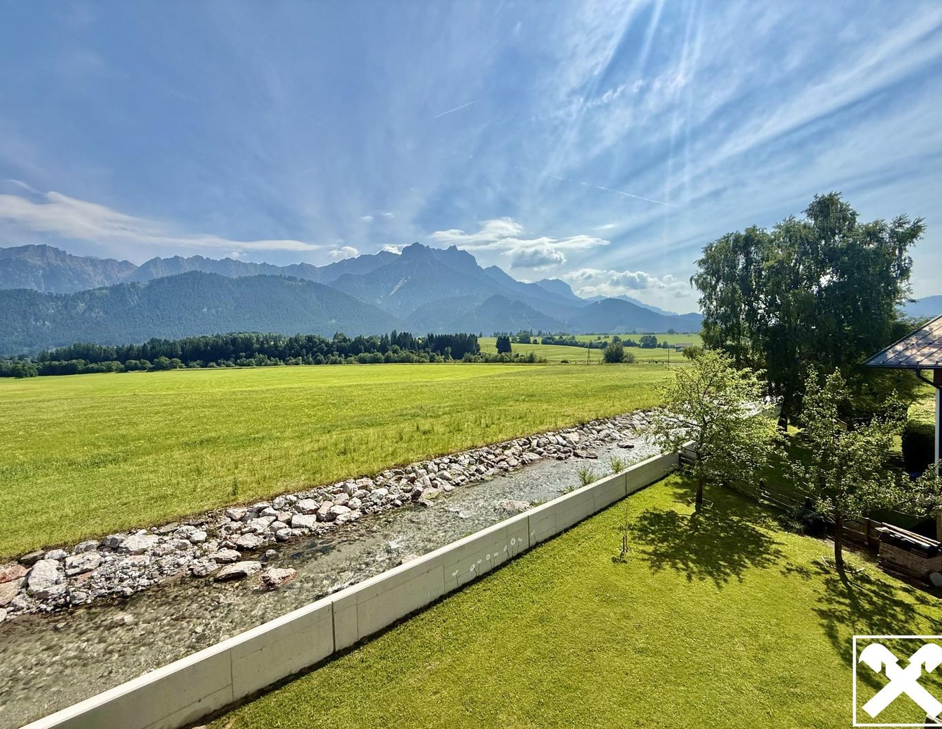 Wohlfühloase mit traumhaftem Bergblick an der Ache