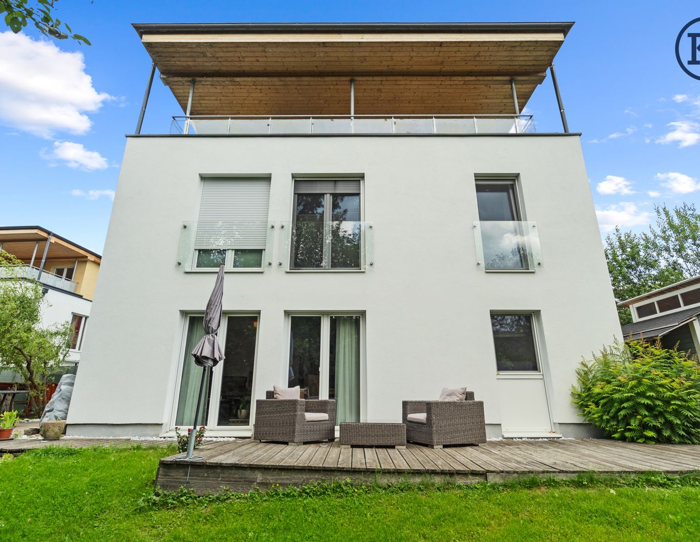 Zuhause im Grünen - Lichtdurchflutete Maisonette mit Gartenoase