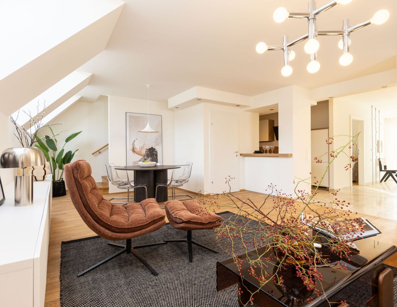 WOHNEN ÜBER DEN DÄCHERN - MAISONETTE MIT GROSSER DACHTERRASSE UND 3 SCHLAFZIMMERN